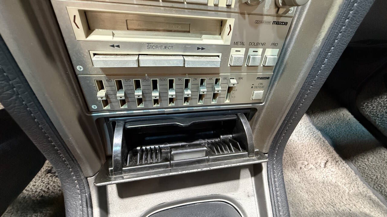1985 Mazda RX-7 157