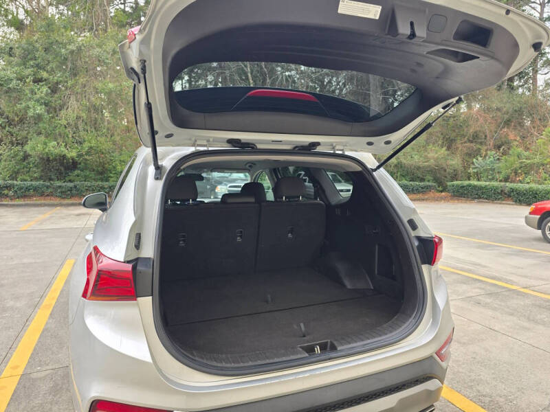 2019 Hyundai Santa Fe SE 2.4L