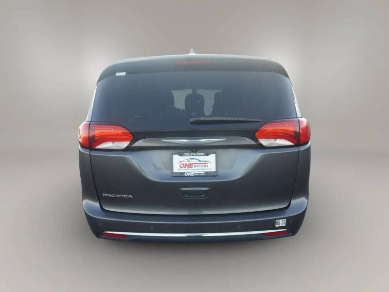 2018 Chrysler Pacifica Touring L