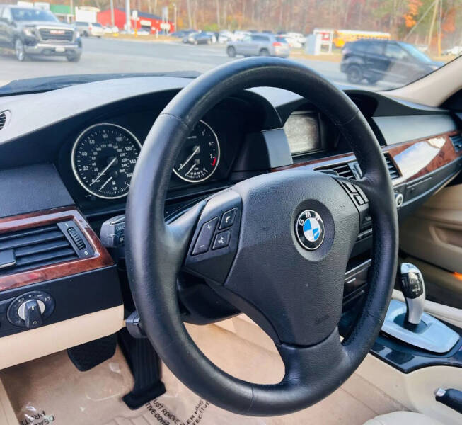 2010 BMW 5 Series 528i xDrive