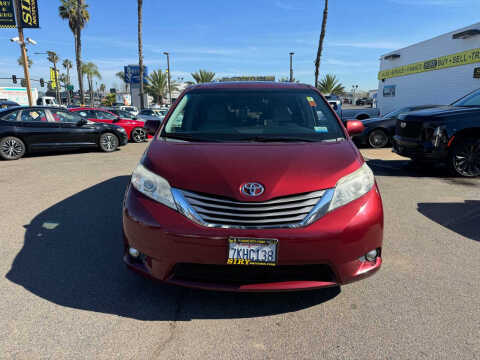 2015 Toyota Sienna