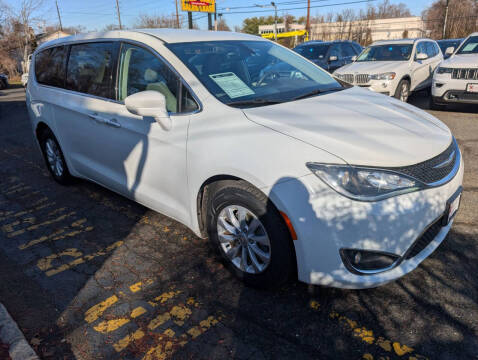 2018 Chrysler Pacifica Touring Plus