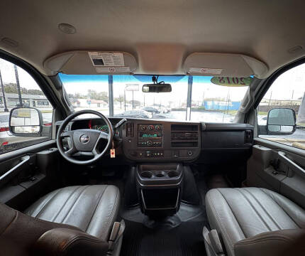 2018 GMC Savana 2500