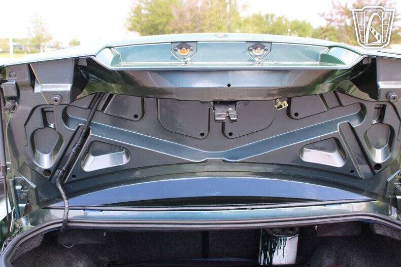 2003 Ford Mustang Mach 1 Premium