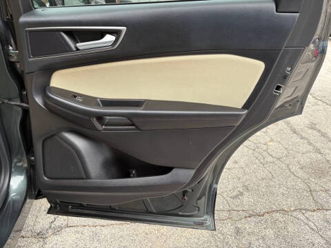 2015 Ford Edge SE