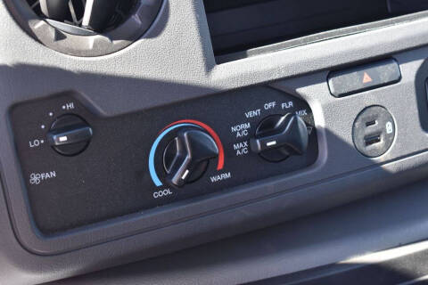 2025 Ford E-Series