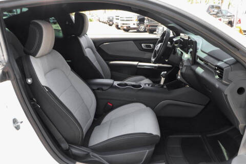 2025 Ford Mustang EcoBoost