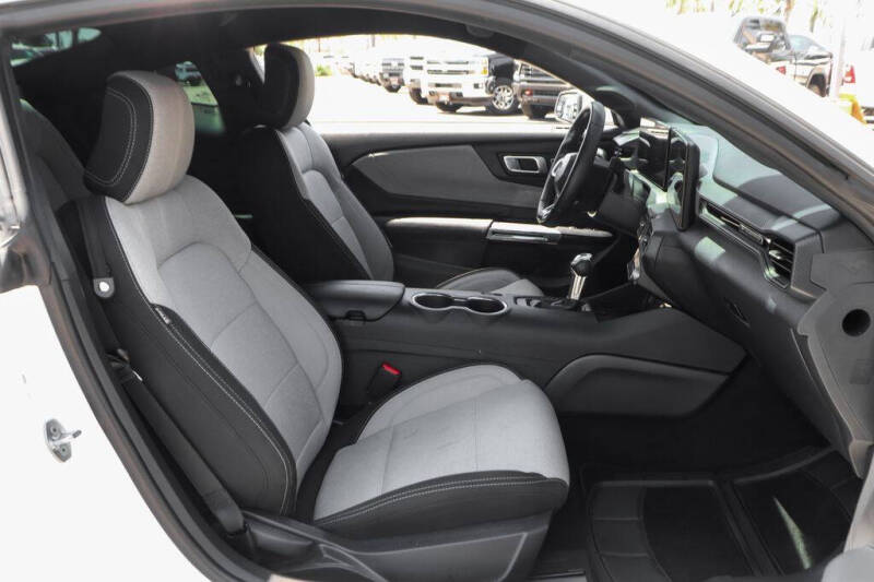2025 Ford Mustang EcoBoost