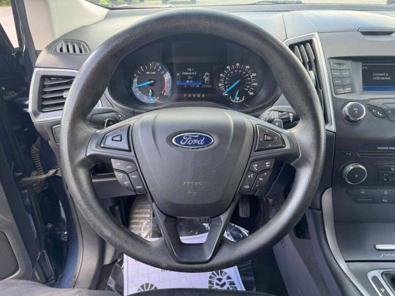 2017 Ford Edge SE