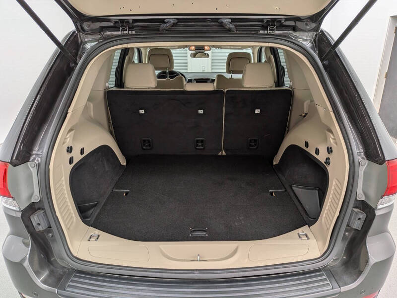 2018 Jeep Grand Cherokee Laredo E