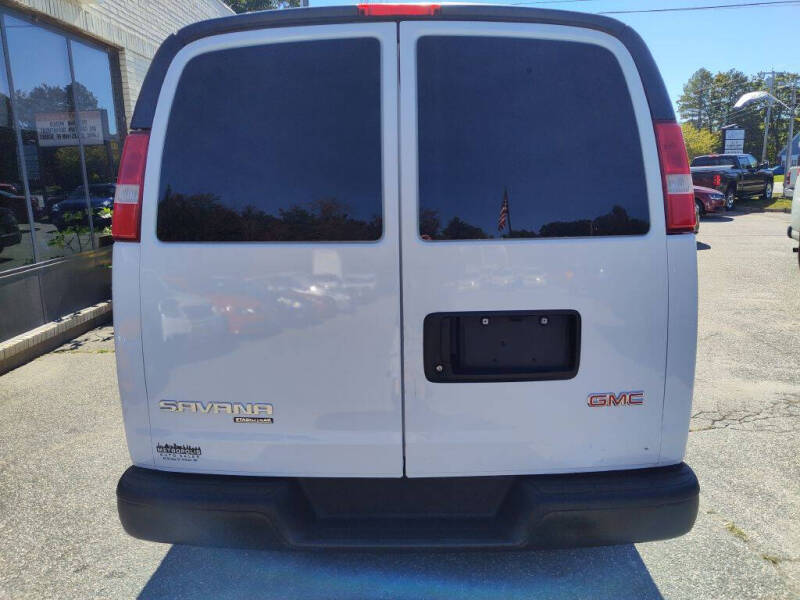 2016 GMC Savana 2500