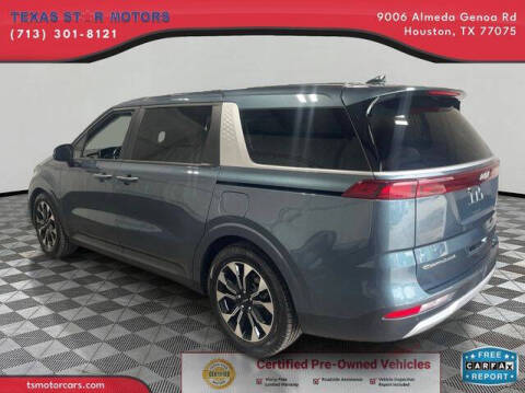 2022 Kia Carnival EX