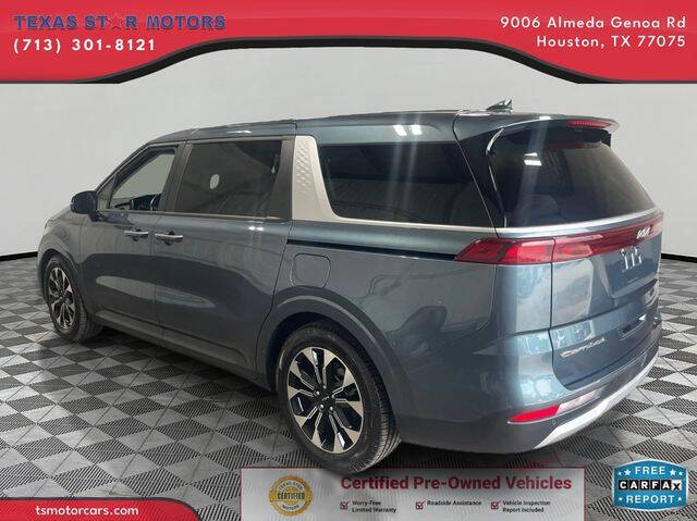 2022 Kia Carnival EX