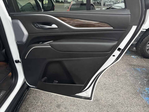 2023 Cadillac Escalade Sport Platinum