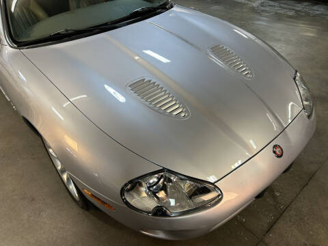 2000 Jaguar XKR