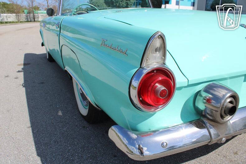 1955 Ford Thunderbird