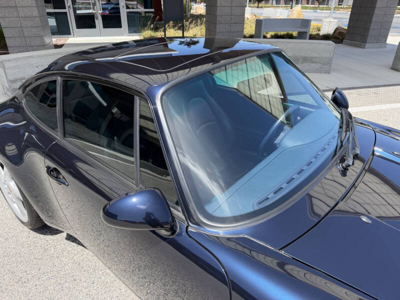 1995 Porsche 911 Carrera 4