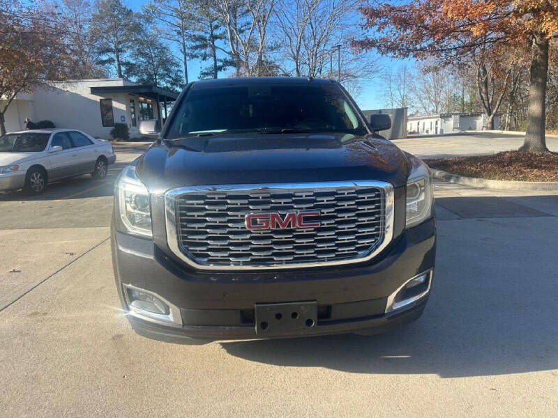 2018 GMC Yukon Denali's photo