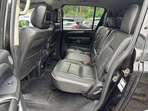 2012 Nissan Armada SV