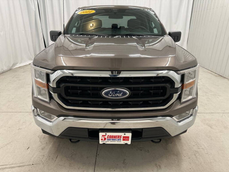 Used 2022 Ford F-150 XLT with VIN 1FTFW1E59NFB63222 for sale in Cedarburg, WI