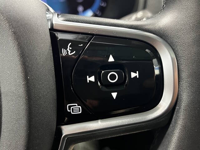 2023 Volvo XC90 B6 Plus Bright Theme 7P