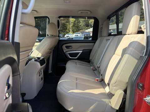 2016 Nissan Titan XD SL