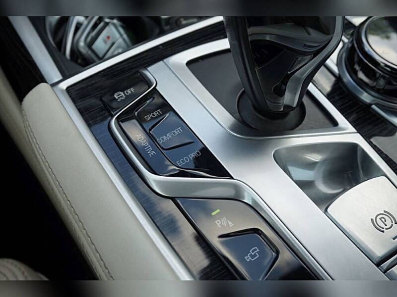 2019 BMW 7 Series 750i