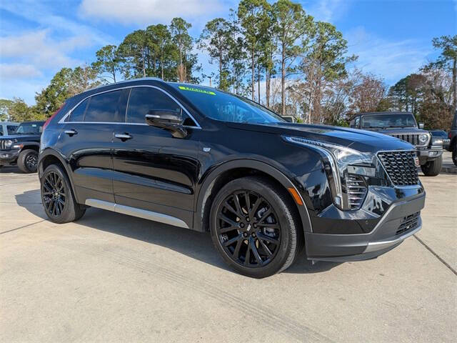 2023 Cadillac XT4 Premium Luxury