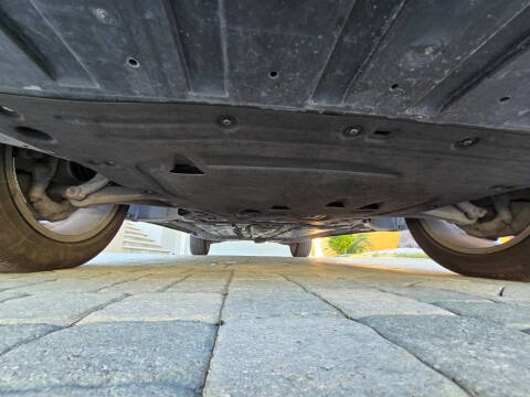 2016 Volvo XC90 T8 eAWD Momentum