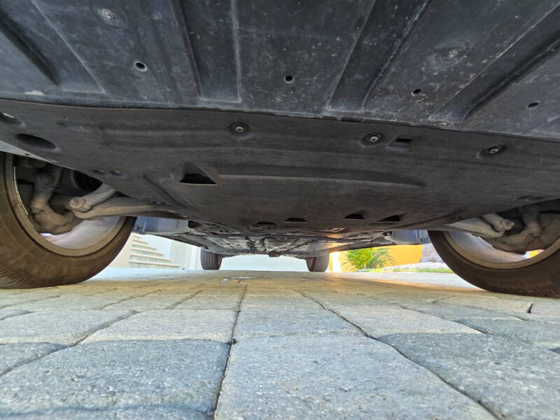 2016 Volvo XC90 T8 eAWD Momentum