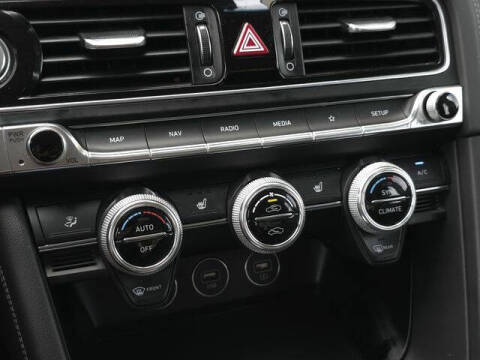 2023 Genesis G70