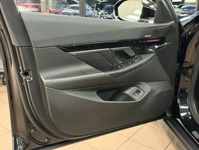 2024 BMW 5 Series 530i xDrive