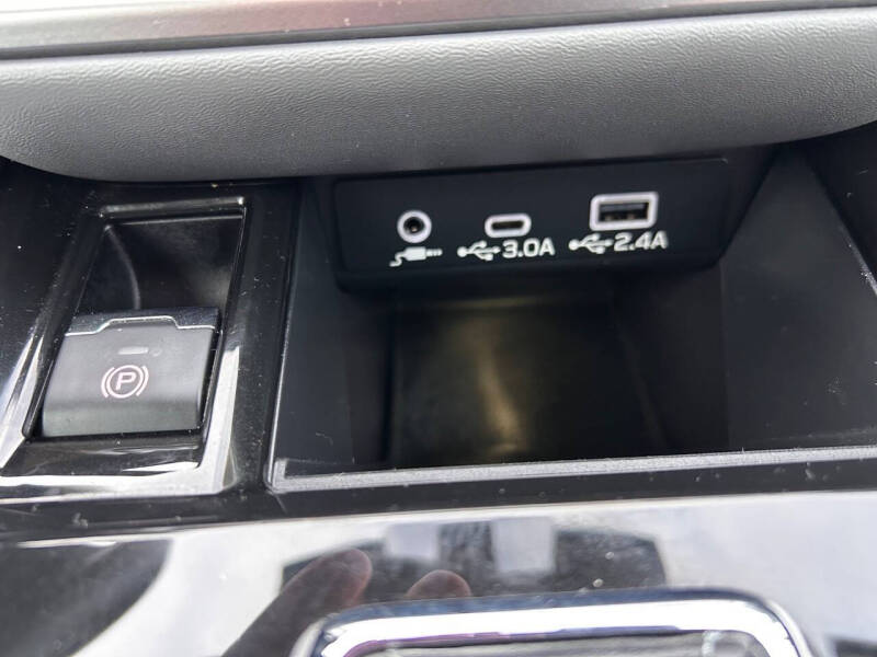 2024 Subaru Outback Premium