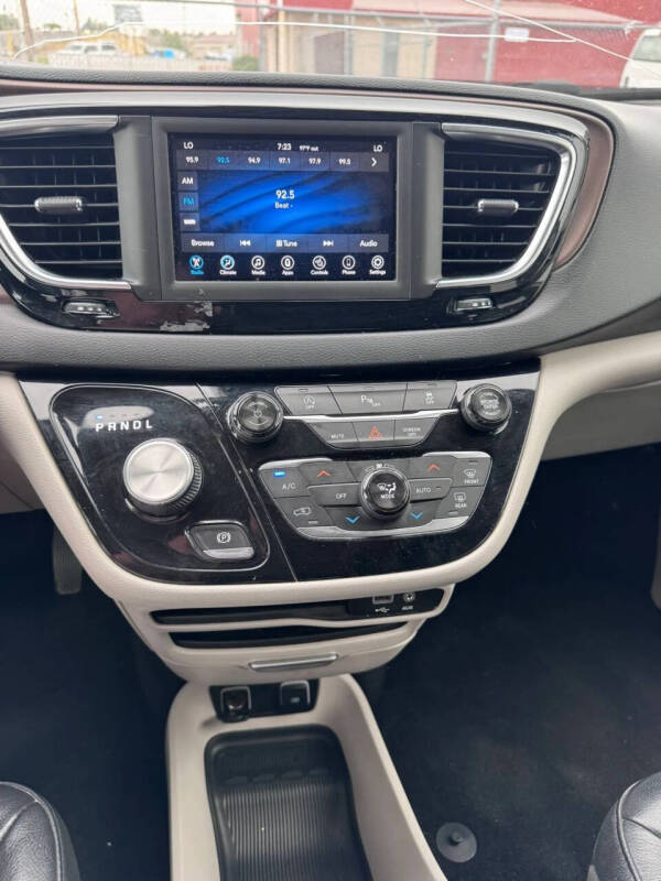 2018 Chrysler Pacifica Touring L