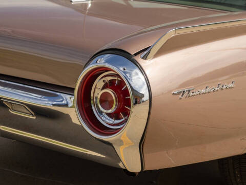 1963 Ford Thunderbird