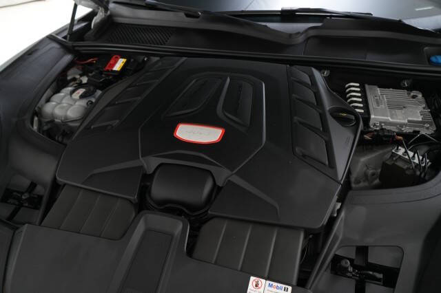 2021 Porsche Cayenne GTS