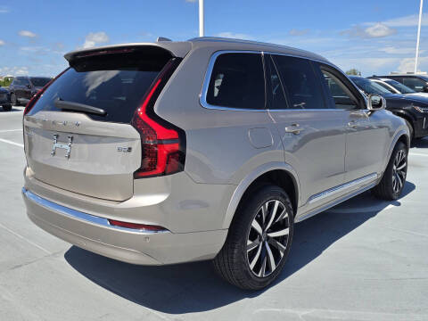 2026 Volvo XC90 B5 Core