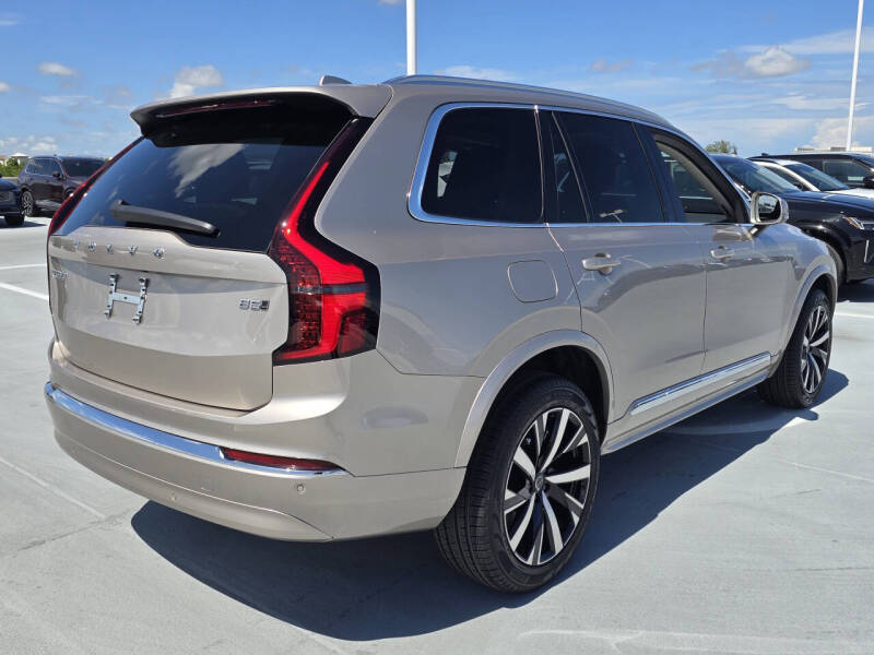 2026 Volvo XC90 B5 Core