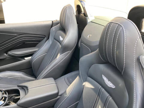 2022 Aston Martin Vantage