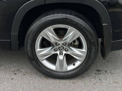 2016 Toyota Highlander Limited Platinum