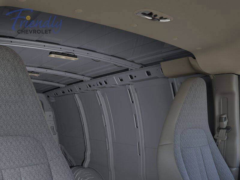 2025 Chevrolet Express 3500