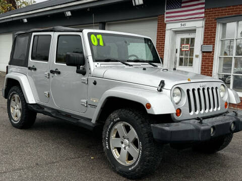 2007 Jeep Wrangler Unlimited for sale at Valley Auto Finance in Warren OH