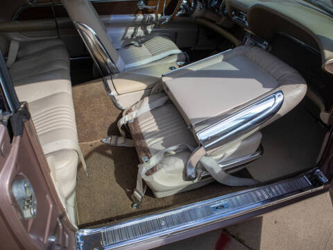 1963 Ford Thunderbird