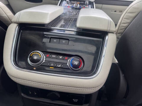 2020 Lincoln Navigator Black Label