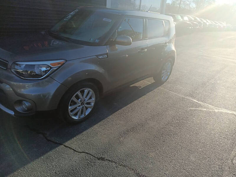 2017 Kia Soul +