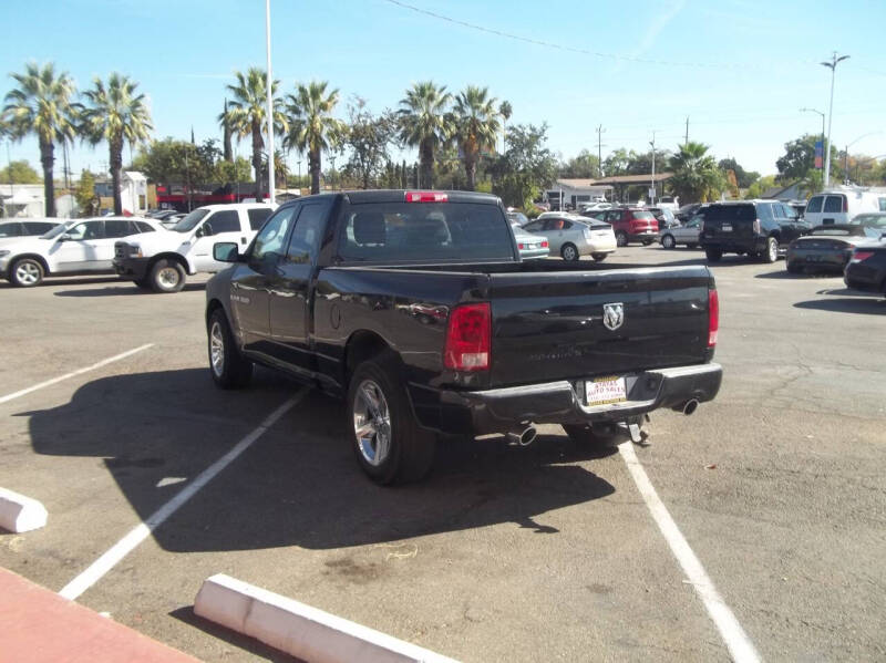 2012 RAM Ram 1500 Pickup null photo 11