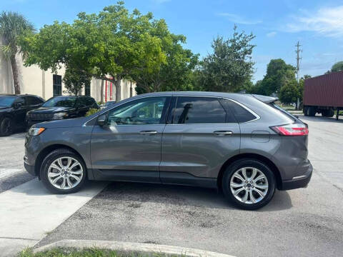 2022 Ford Edge Titanium