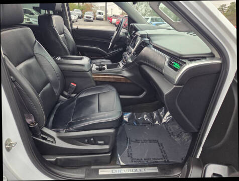 2017 Chevrolet Suburban LT