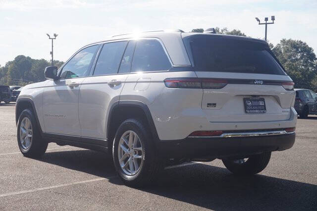 2023 Jeep Grand Cherokee Laredo