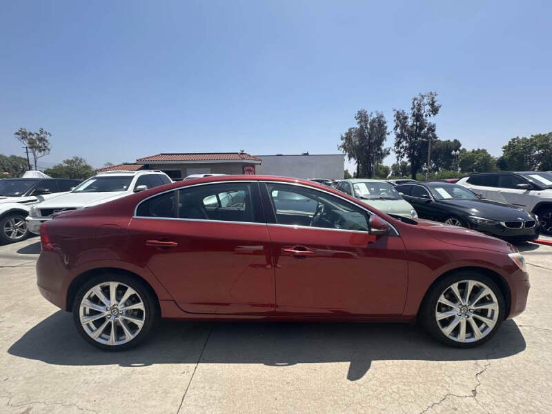 2016 Volvo S60 T5 Drive-E Inscription Platinum